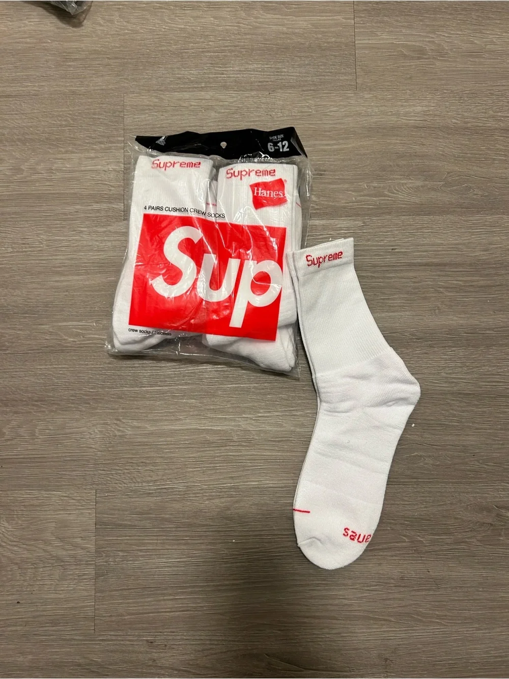 White Supreme Crew Socks - Pack of 4